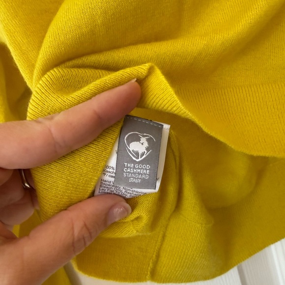 NWT J. Crew Featherweight Cashmere Cardigan size small - Picture 14 of 14